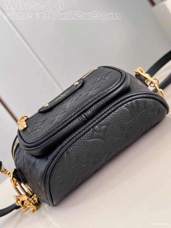 First bag ru LOUIS MINI BUMBAG-17-12-9.5CM VUITTON 0717